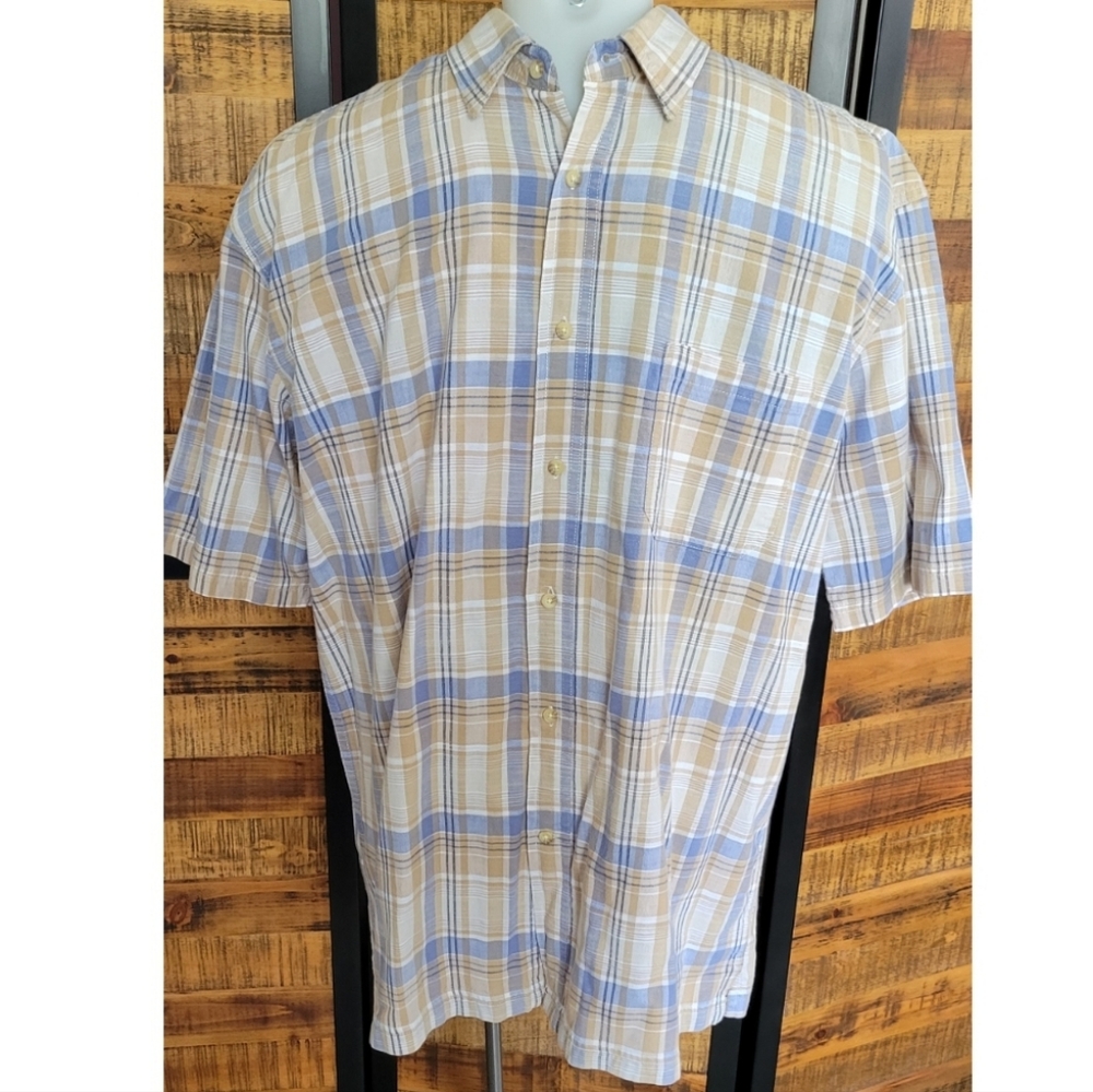 S t. John's Bay Men's Plaid Short Sleeved Shirt 2XL